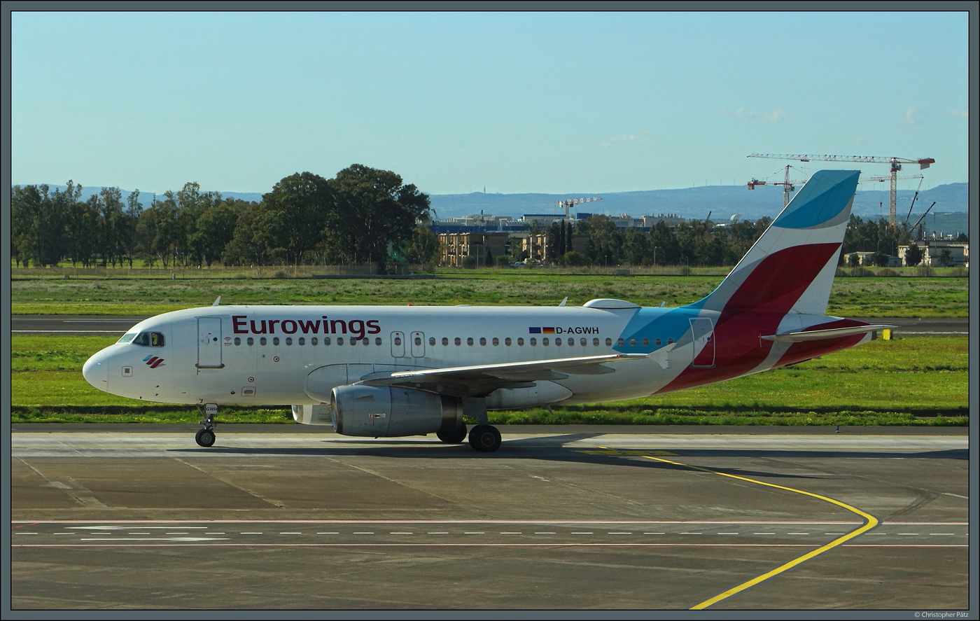 Die A319-132 D-AGWH der Eurowings rollt am 02.03.2024 über das Vorfeld des Flughafens Catania.