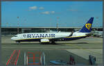 737-800/865292/die-737-8as-sp-rkb-der-polnischen-ryanair-tochter Die 737-8AS SP-RKB der polnischen Ryanair-Tochter Buzz rollt am 02.09.2024 in Riga zur Startbahn.