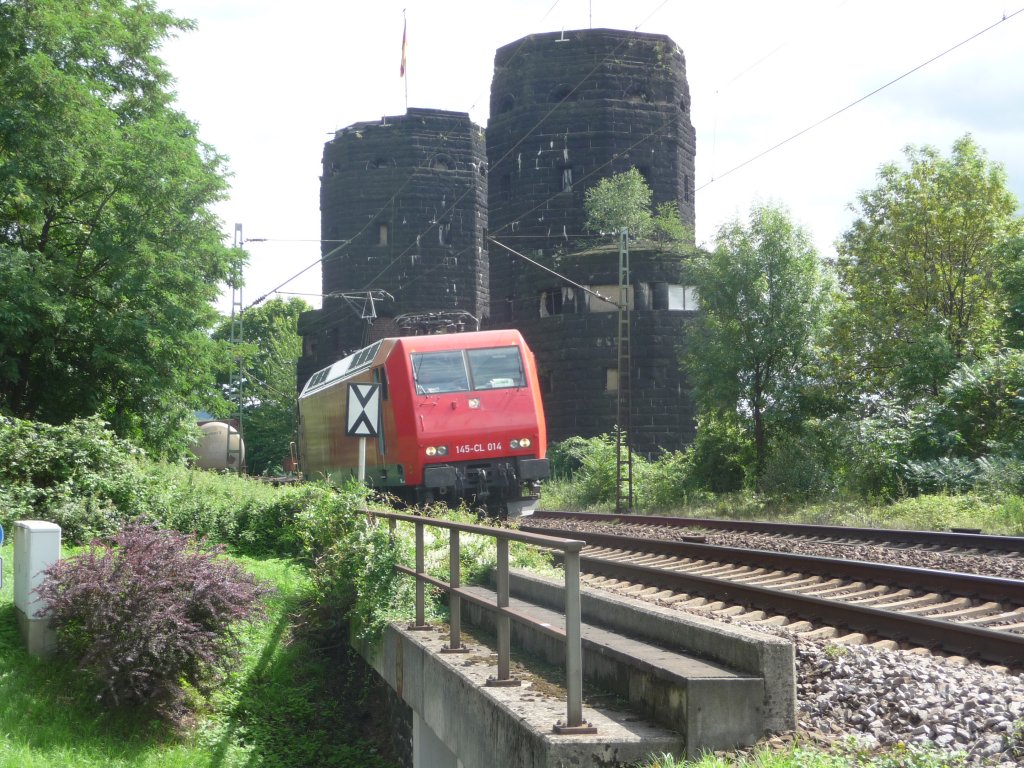 145-CL 014 (91 80 6145 090-7 D-HGK; heute bei Crossrail im Einsatz) durchf�hrt am 19.08.2010 mit einem G�terzug Erpel (Rhein).