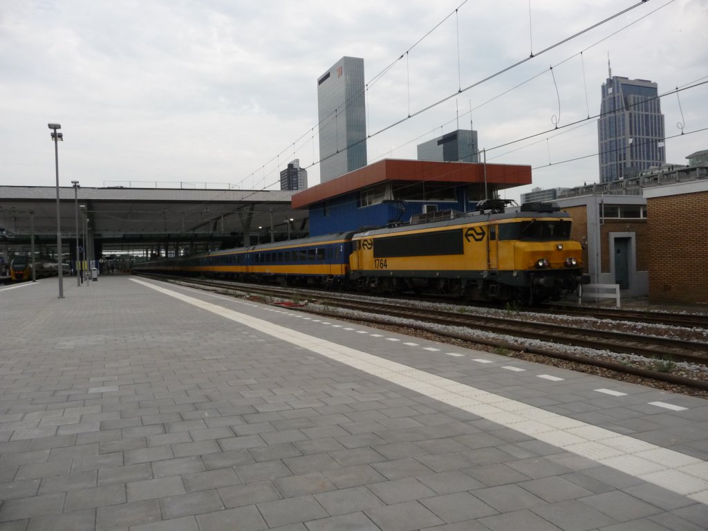 1764 verl�sst am 15.08.2012 Rotterdam.