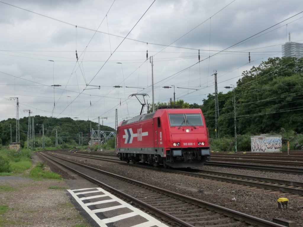 185 606 (91 80 6185 606-1 D-HGK, interne Nummer: 2064) am 08.08.2012 in K�ln-West.