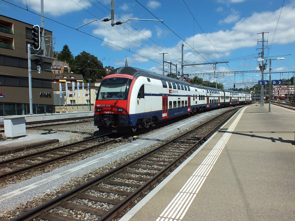 RABe 514 012 f�hrt am 31.7.13 als S16 nach Winterthur in den Bahnhof Schaffhausen ein.