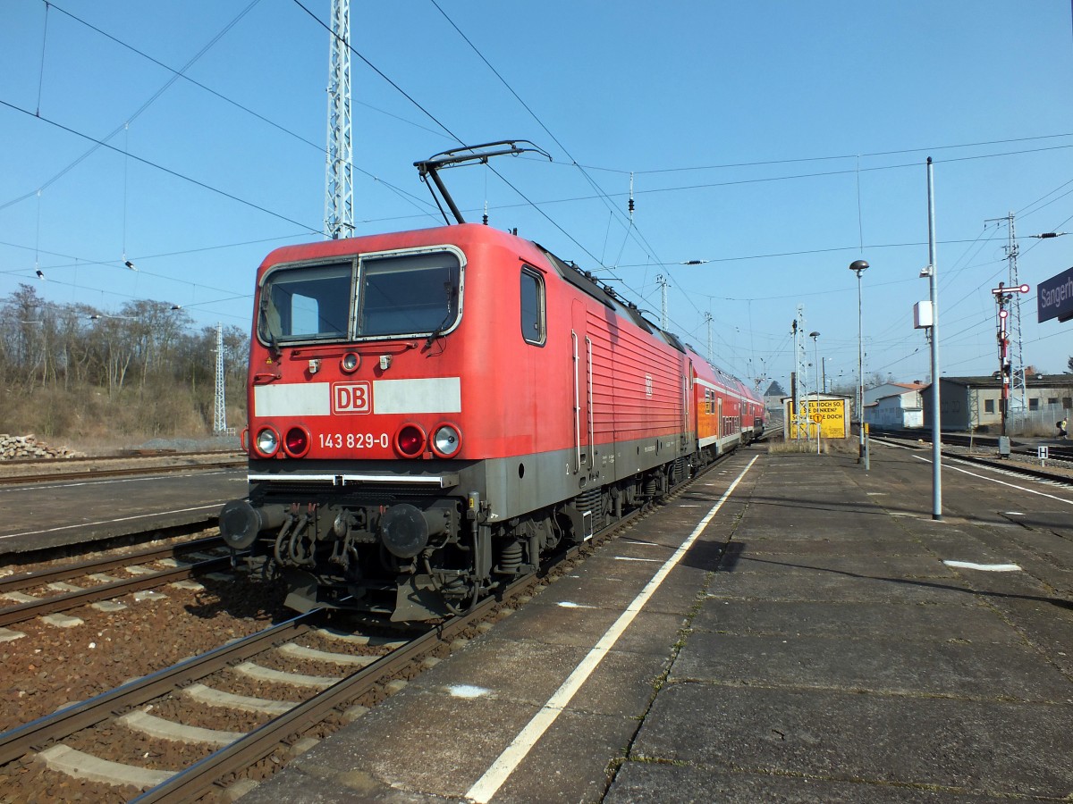143 829 verl�sst am 11.3.14 mit einer Regionalbahn nach Halle (Saale) Sangerhausen.