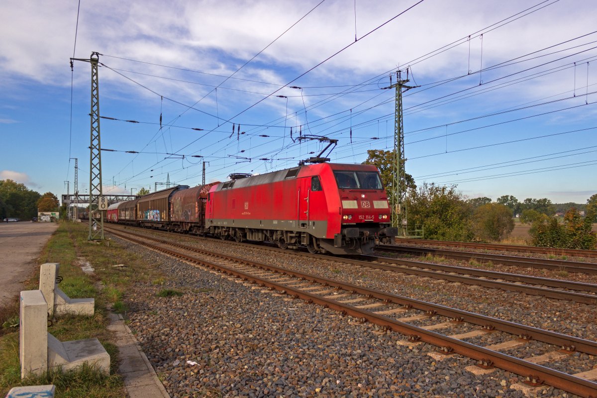 152 114 durchf�hrt am 13.10.2020 mit einem G�terzug Saarmund in Richtung Osten.