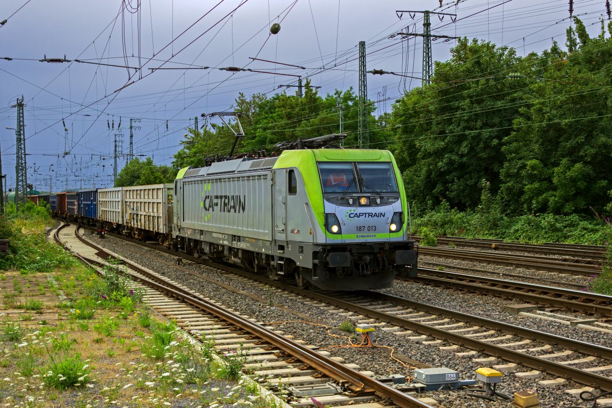 187 013 von Captrain durchf�hrt am 26.07.23 mit einem G�terzug Hamm Hauptbahnhof.