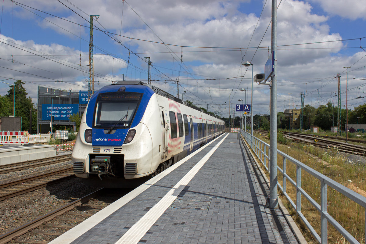 9442 373 ist als RB48 nach Wuppertal-Oberbarmen unterwegs und verl�sst gerade den Solinger Hbf.