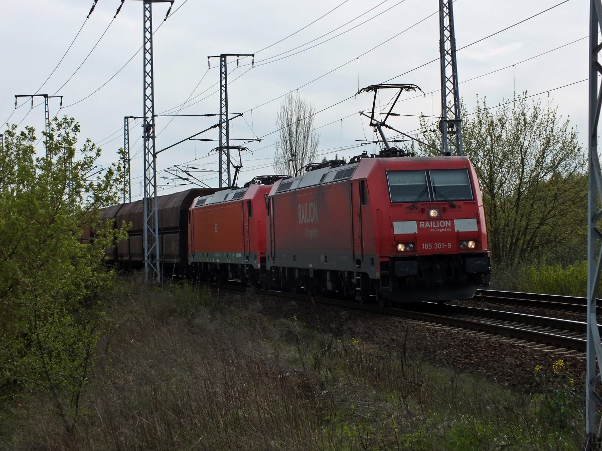 Den Zug kenn ich schon von neulich: Ein Kohleleerzug aus Richtung Frankfurt (Oder) in Richtung Norden, bespannt von 185 301 und der sch�n sauberen 185 364.