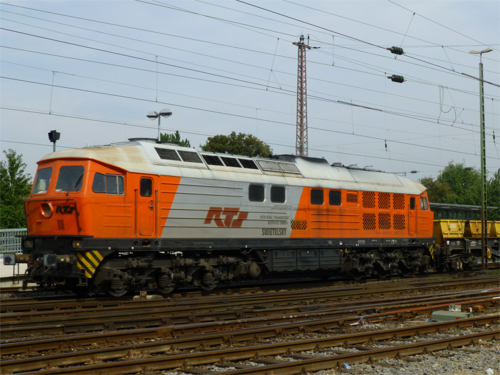 Ex-DR 230 077 f�hrt jetzt als 92 80 1230 077-0 D-RTS f�r Rail Transport Service RTS. D-Rath, 2.8.2013
