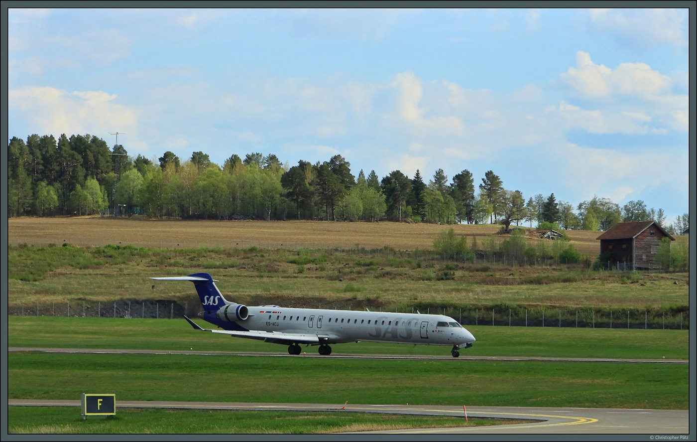 Aus Stockholm kommend landet die CRJ-900LR ES-ACJ der SAS am 22.05.2023 am Flughafen Åre Östersund. Betrieben wird die Maschine von der estnischen Xfly. 