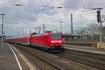 Mit einem RE2 nach M�nster verl�sst 146 111 am 18.02.2020 Wanne-Eickel Hbf.