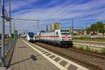 Mit einem InterCity von K�ln nach Dresden durchf�hrt 146 553 am 30.07.2022 Opladen.