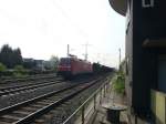 152 054 durchf�hrt den Bahnhof Ratingen-Lintorf.