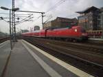 Auf dem Weg in Richtung Magdeburg verl�sst 182 014 am 6.3.14 mit ihrem RE1 Berlin Ostbahnhof.