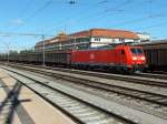 185 093 f�hrt am 31.7.13 mit einem G�terzug in Singen ein.