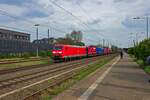 Nur m��ig ausgelastet war dieser KV-Zug, den 185 056 am 14.04.22 aus Richtung K�ln kommend gen Norden bef�rderte.