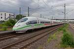 Ein doppelte ICE3, gebildet aus den Garnituren 403 035 und 403 019 durchf�hrt am 08.07.21 den Bahnhof Opladen, wo der Zug in Richtung D�sseldorf abzweigte.
