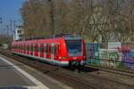 423 417 der S-Bahn Frankfurt f�hrt am 05.04.23 aus Richtung Norden kommend durch K�ln-S�d.