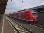 425 067 und 069 stehen am 22.08.14 als RE11 nach M�nchengladbach in Hamm.