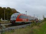 642 009 h�lt am 16.10.13 auf dem hintersten Gleis des Bahnhofes in K�hnhausen.