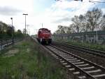 298 319 durchf�hrt am Morgen des 15.04.2014 den Bahnhof Berlin-Karlshorst, um kurz darauf im Betriebsbahnhof Rummelsburg zu verschwinden.