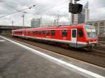 628 495 verl�sst den D�sseldorfer Hauptbahnhof als RB47.
