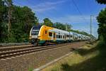 Fast im Blockabstand folgte 3462 015 am 31.05.23 einem stark versp�teten anderen RE1, hier in der N�he des Wasserwerks Friedrichshagen.