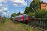 Ein Doppelstockzug der Linie RE 3 nach Schwedt verl�sst am 04.08.2020 Berlin-S�dkreuz.