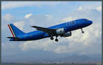 Der A320-216 EI-DSX der ITA Airways startet am 01.03.2024 in Catania.