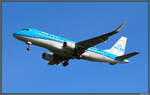 Die Embraer E175 PH-EXN der KLM landet am 29.04.2026 als Flug KL1071 aus Amsterdam in Southampton.