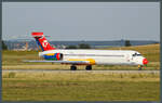 Die OY-JRU, die einzige MD-87 von Danish Air Transport startet am 19.08.2009 in Dresden.