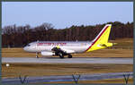 Die A319-100 D-AGWI der Germanwings startet am 27.02.2010 in Dresden mit Ziel Köln-Bonn.