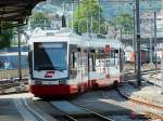 Zwei Triebwagen der Appenzeller Bahn (der hintere mit der Nummer 32) standen w�hrend meines gesamten Aufenthaltes derart platzineffizient im Bahnhof St.Gallen AB abgestellt.
