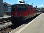 Re4/4  11220 verl�sst am 31.7.13 mit einem Intercity nach Stuttgart den Bahnhof Schaffhausen.