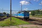 362 057 f�hrt mit R 759 von Klatovy nach Praha hl.n.
